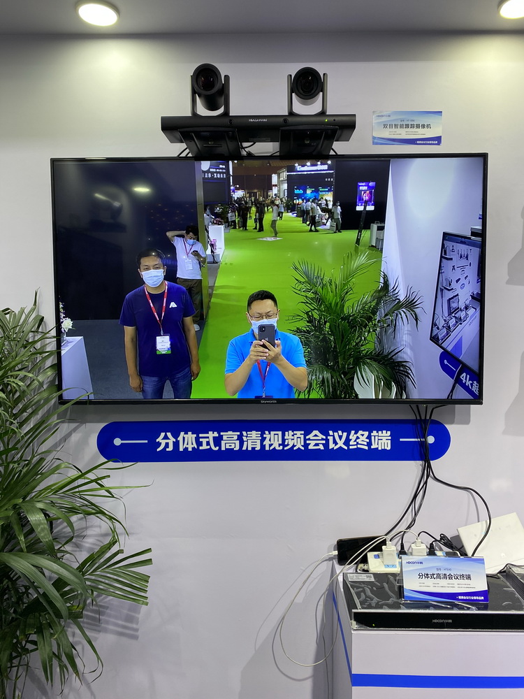 3-2010101522062K.jpg 3-2010101522062K.jpg